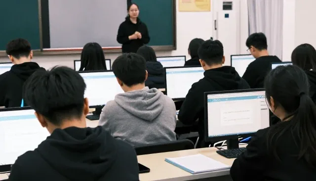交付质量对比:性能优先与适用条件选择